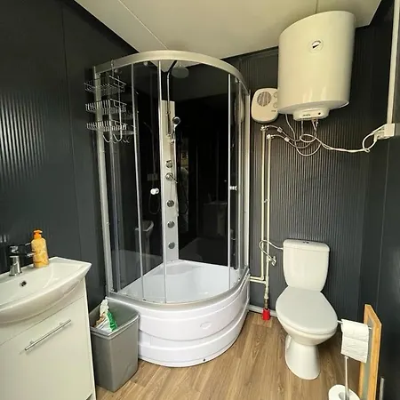 Gemuetlicher Camper Fusslaeufig Zur Therme Apartamento