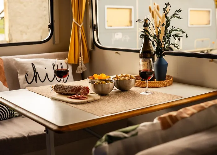 Gemuetlicher Camper Fusslaeufig Zur Therme Apartment *