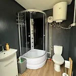 Gemuetlicher Camper Fusslaeufig Zur Therme Apartman
