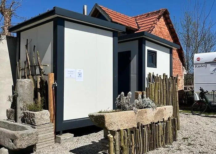 Gemuetlicher Camper Fusslaeufig Zur Therme *